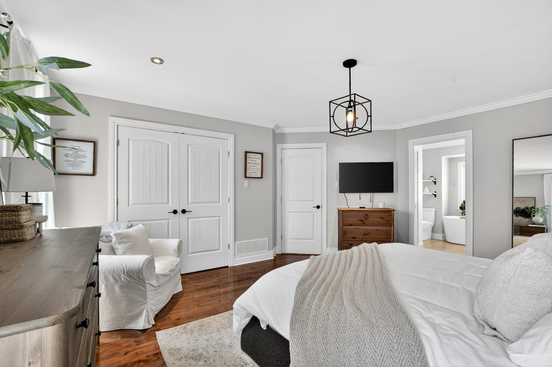 









73


Rue Lower Whitlock

,
Hudson,




QC
J0P1H0

