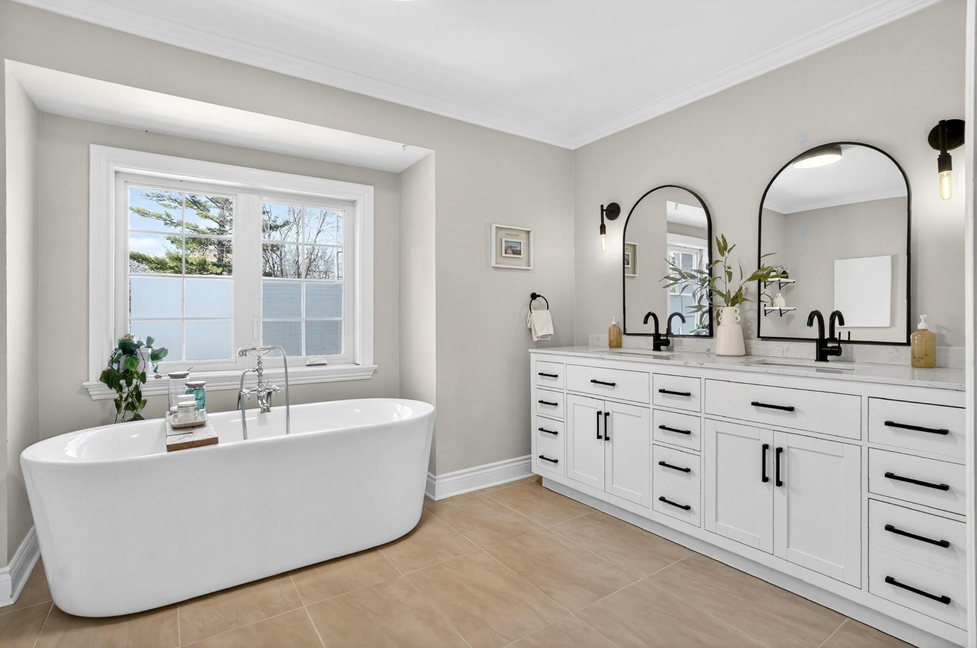 









73


Rue Lower Whitlock

,
Hudson,




QC
J0P1H0

