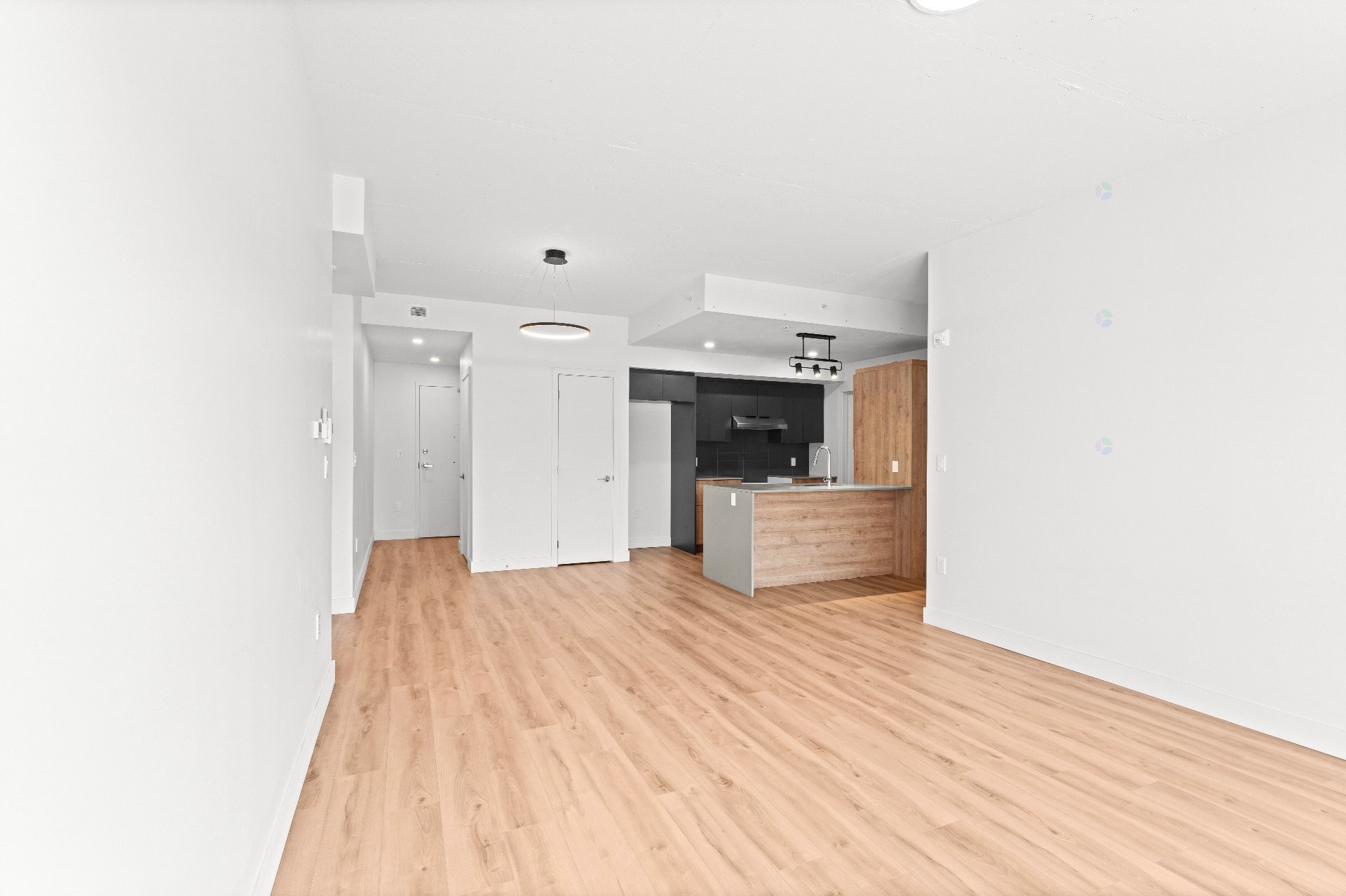 









60

 - 70


Rue Wellington S.

, 608,
Sherbrooke (Les Nations),




QC
J1H5C7

