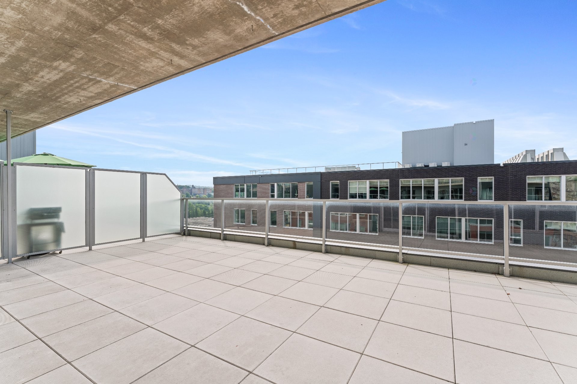 









60

 - 70


Rue Wellington S.

, 608,
Sherbrooke (Les Nations),




QC
J1H5C7

