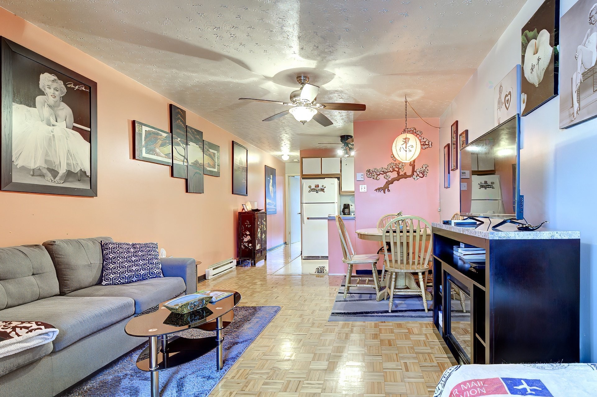 









2050

 - 2056


Av. Letourneux

,
Montréal (Mercier/Hochelaga-Maisonneuve),




QC
H1V2N4

