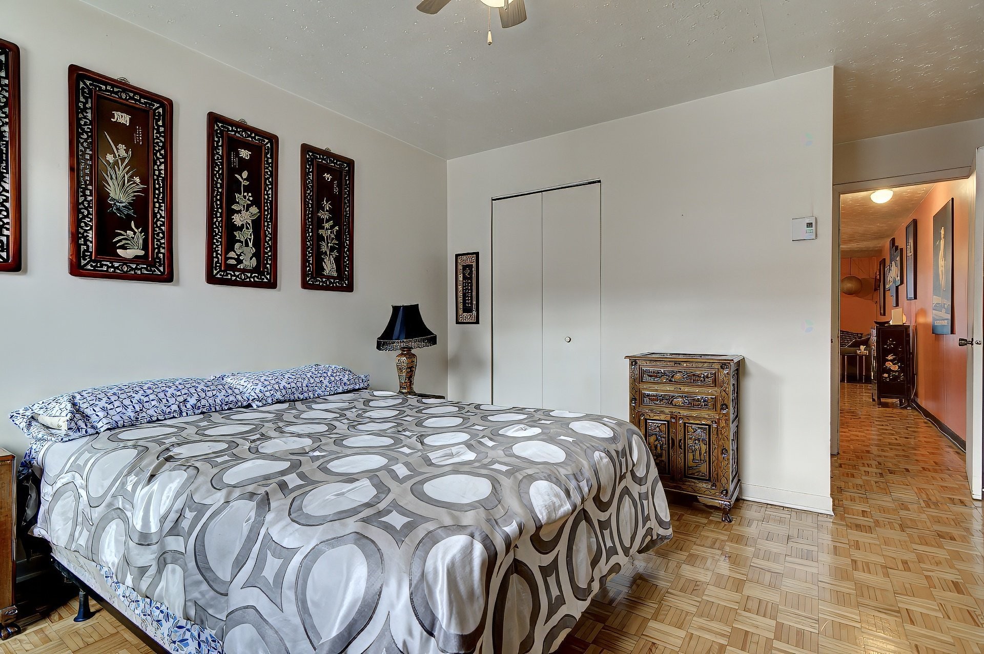 









2050

 - 2056


Av. Letourneux

,
Montréal (Mercier/Hochelaga-Maisonneuve),




QC
H1V2N4

