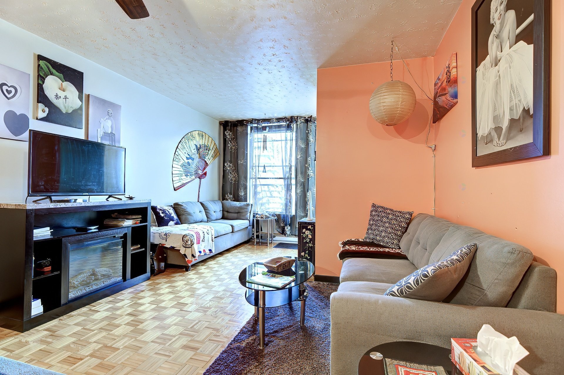 









2050

 - 2056


Av. Letourneux

,
Montréal (Mercier/Hochelaga-Maisonneuve),




QC
H1V2N4

