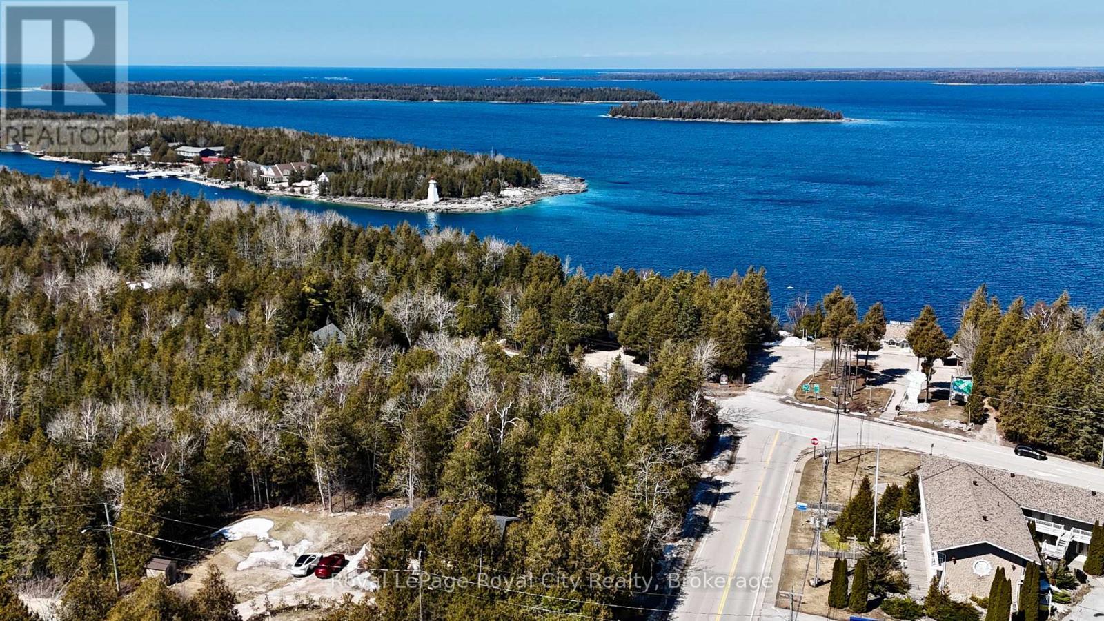 












4 LEGION STREET

,
Northern Bruce Peninsula,




Ontario
N0H2R0

