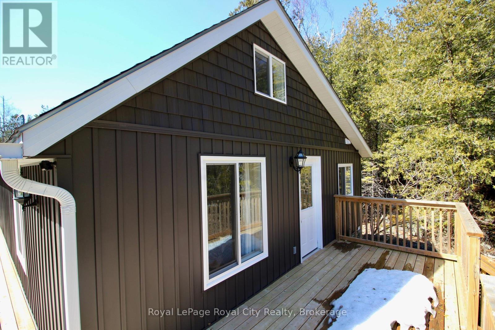 












4 LEGION STREET

,
Northern Bruce Peninsula,




Ontario
N0H2R0

