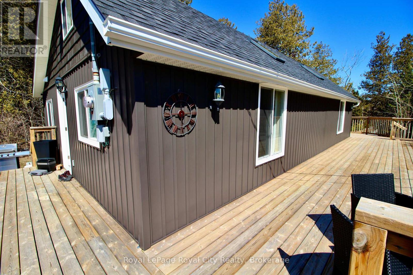 












4 LEGION STREET

,
Northern Bruce Peninsula,




Ontario
N0H2R0

