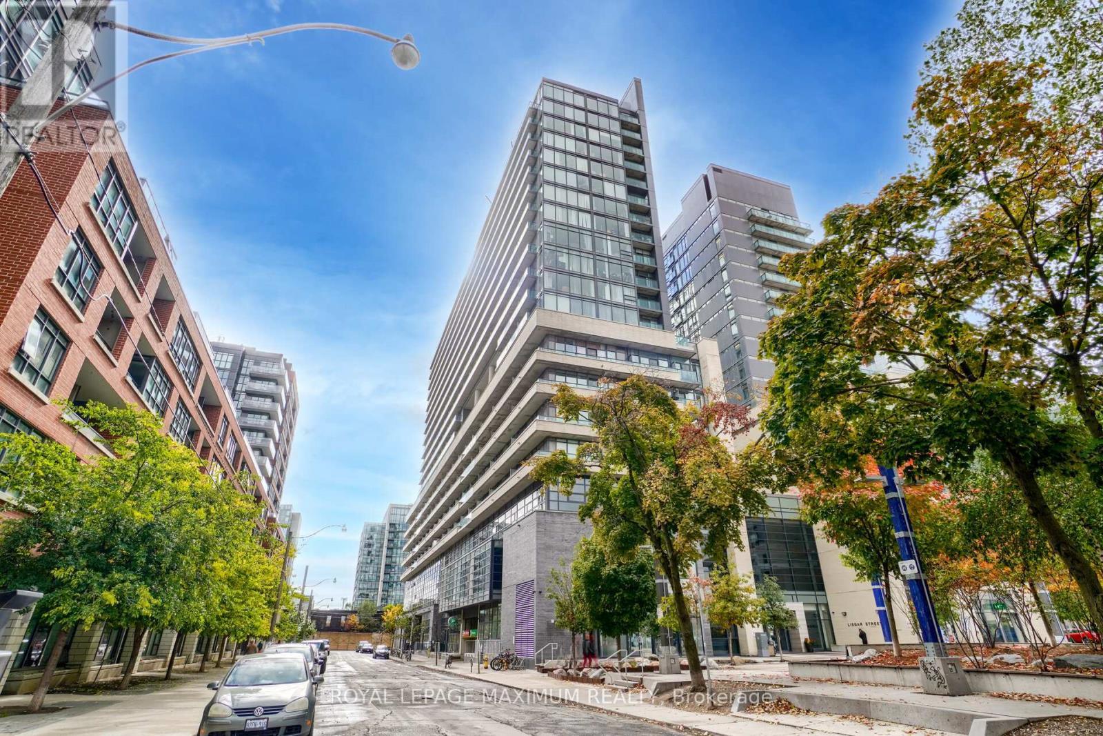 












728 W - 36 LISGAR STREET

,
Toronto,




Ontario
M6J0C7

