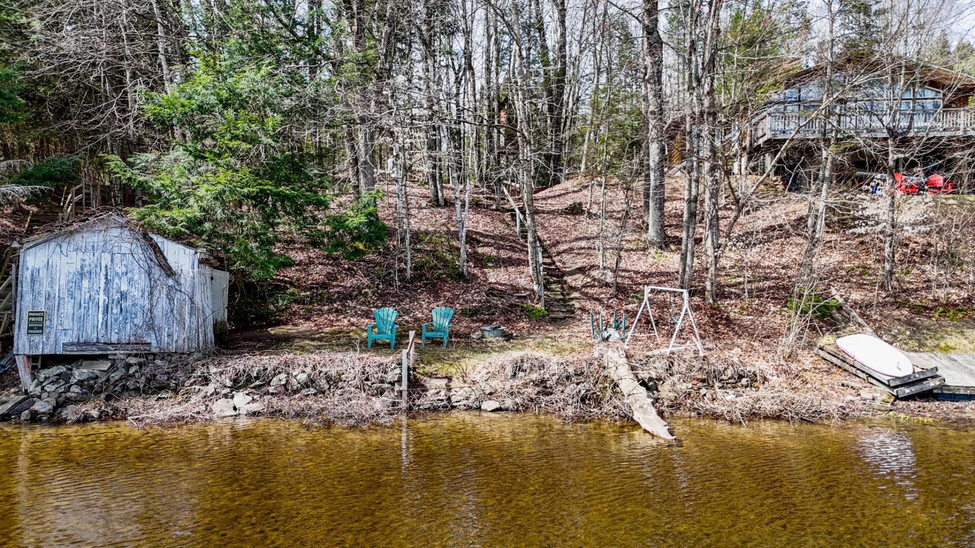 









24A

 - 24B


Imp. des Pruches

,
Bolton-Est,




QC
J0E1G0

