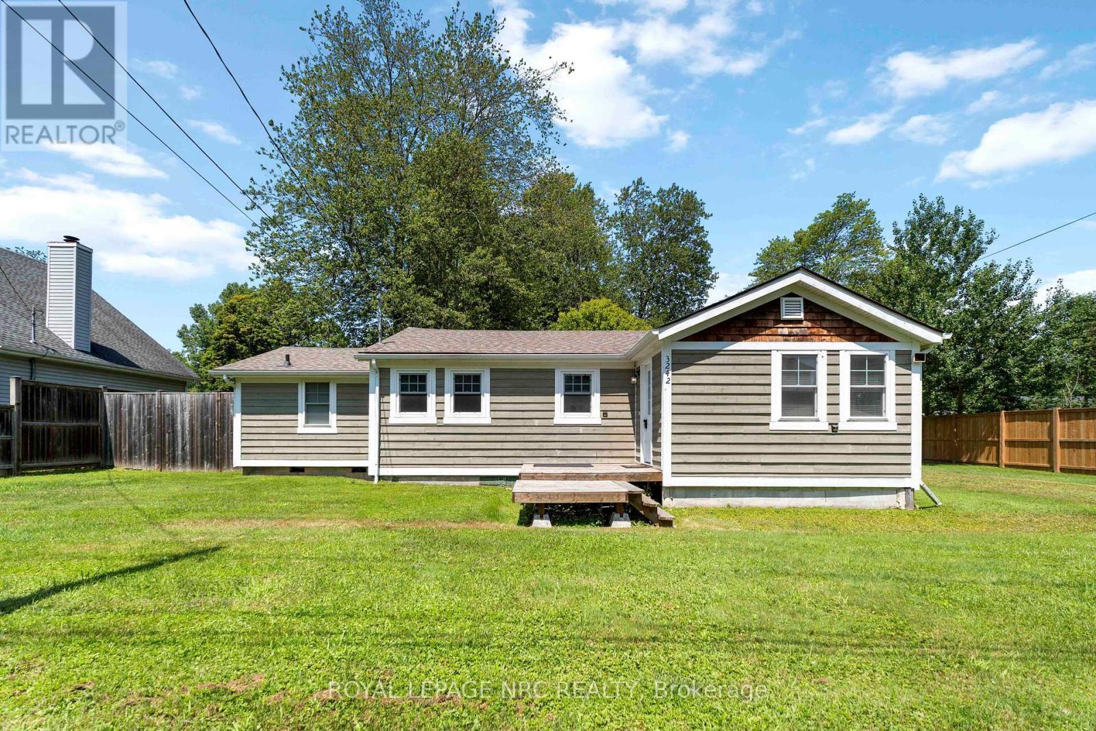 












3242 RISELAY AVENUE

,
Fort Erie (Ridgeway),




Ontario
L0S1N0

