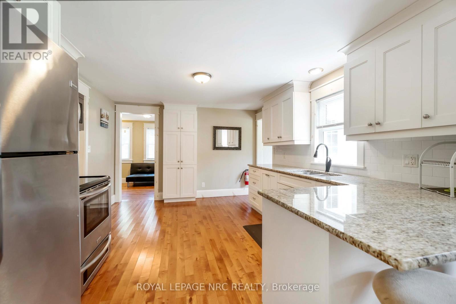 












3242 RISELAY AVENUE

,
Fort Erie (Ridgeway),




Ontario
L0S1N0

