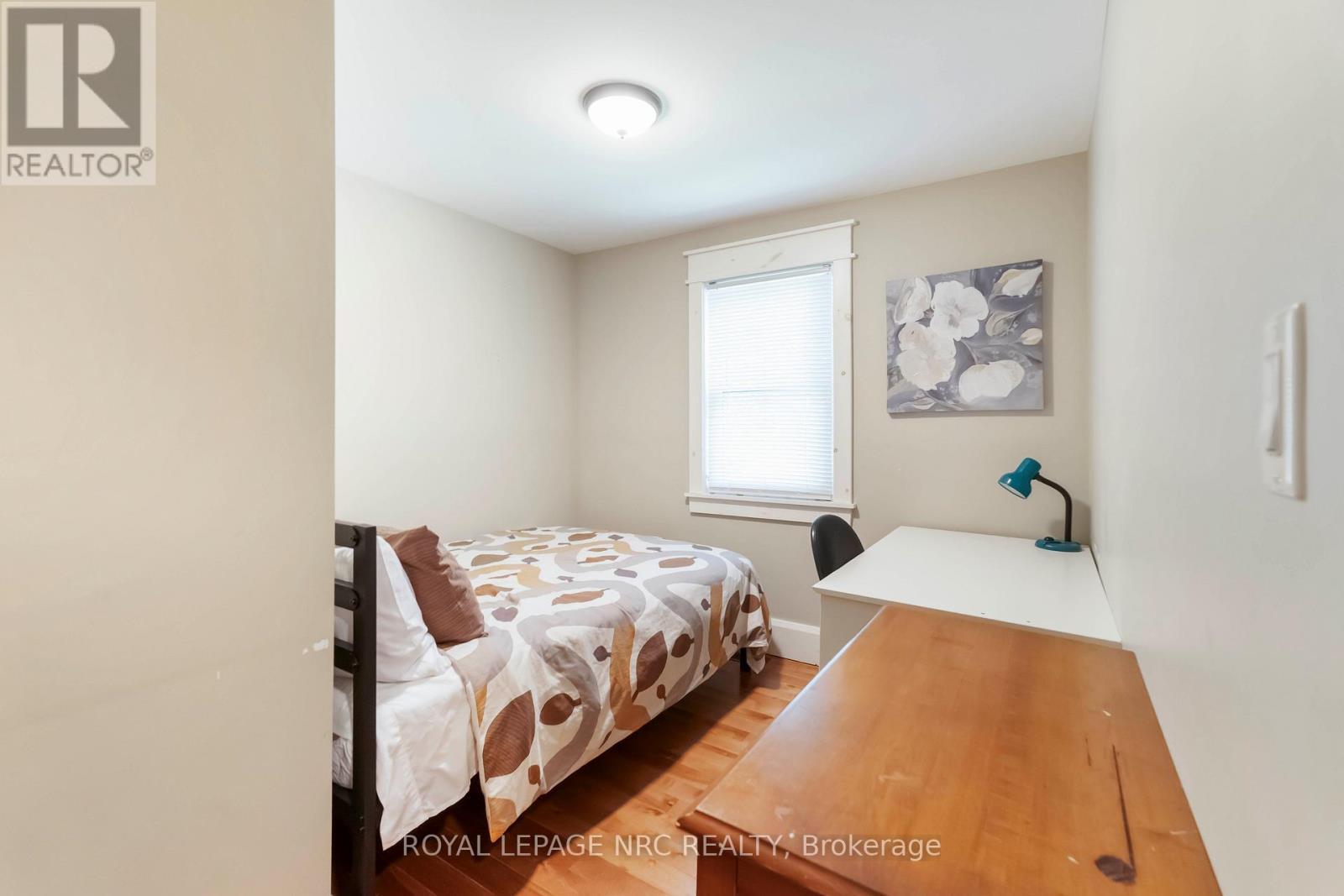 












3242 RISELAY AVENUE

,
Fort Erie (Ridgeway),




Ontario
L0S1N0


