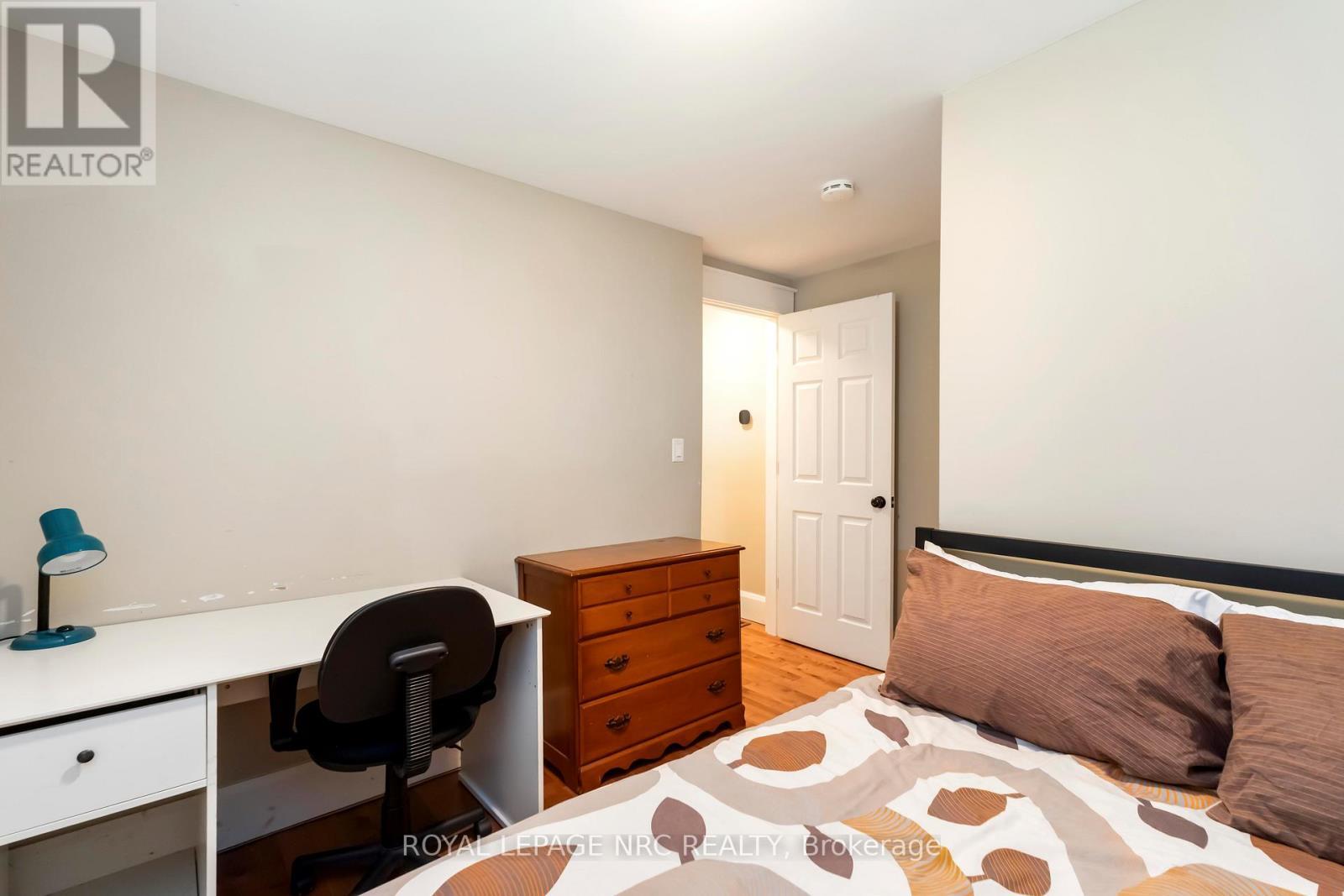 












3242 RISELAY AVENUE

,
Fort Erie (Ridgeway),




Ontario
L0S1N0

