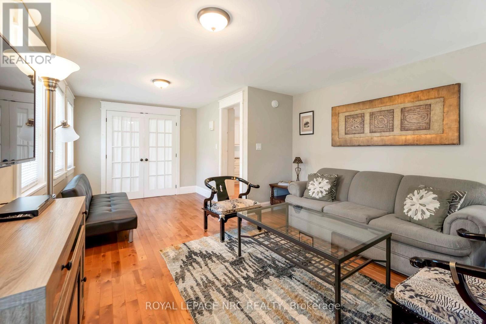 












3242 RISELAY AVENUE

,
Fort Erie (Ridgeway),




Ontario
L0S1N0

