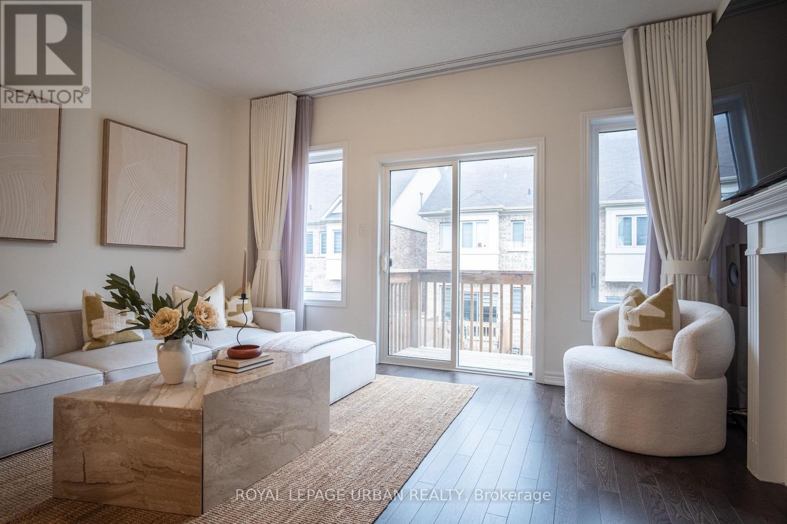 












3963 LODI ROAD

,
Burlington,




Ontario
L7M0Z7

