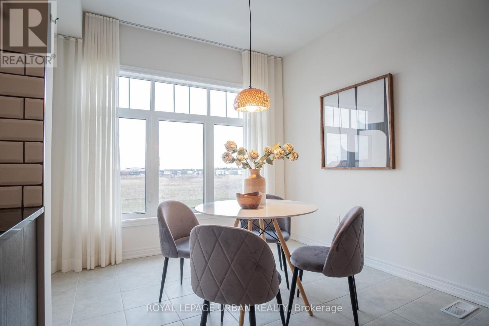 












3963 LODI ROAD

,
Burlington,




Ontario
L7M0Z7

