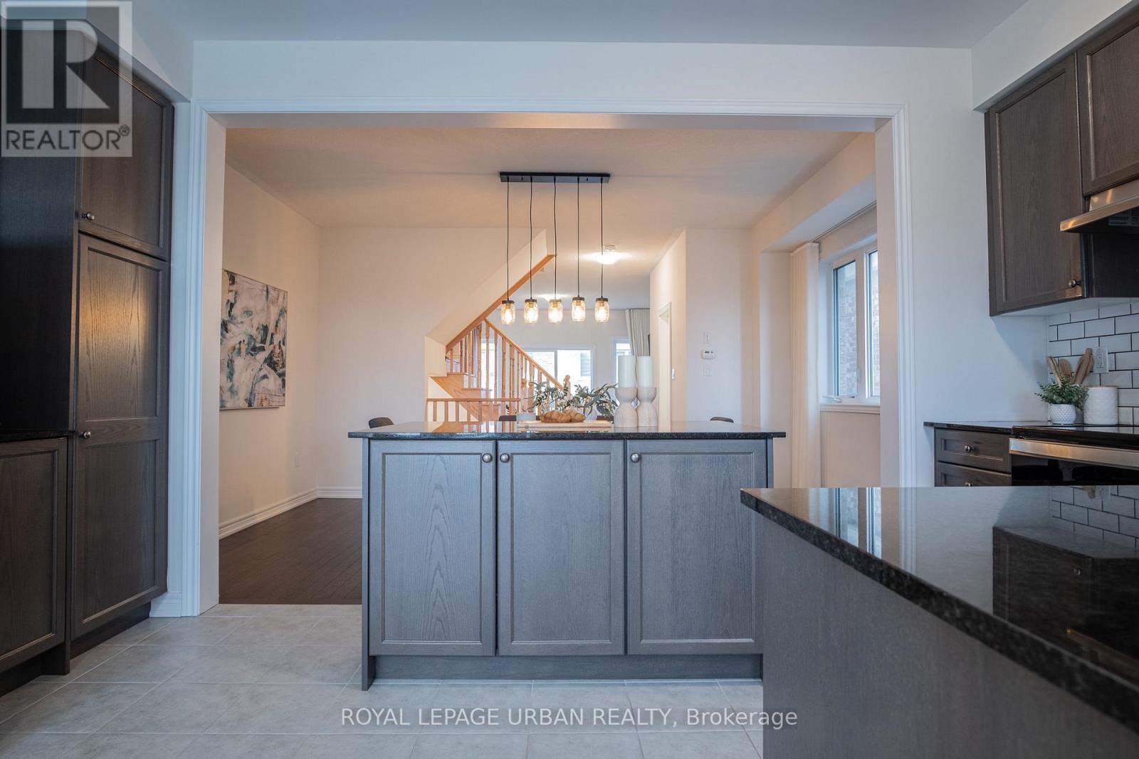 












3963 LODI ROAD

,
Burlington,




Ontario
L7M0Z7

