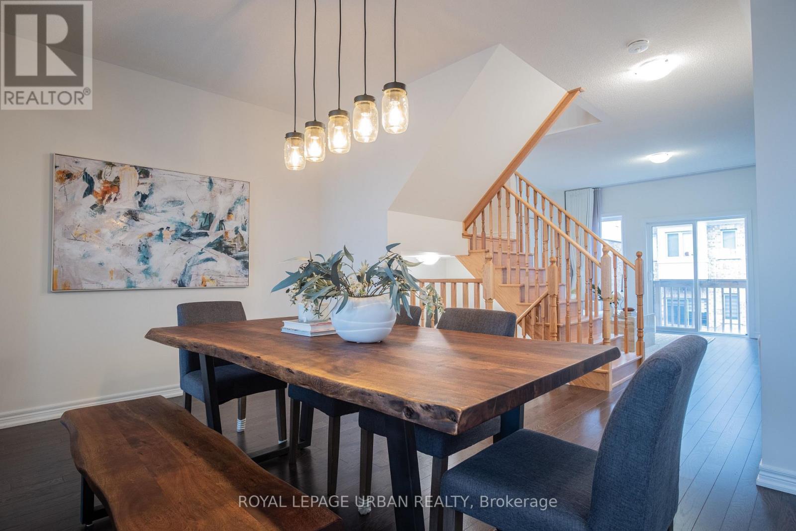 












3963 LODI ROAD

,
Burlington,




Ontario
L7M0Z7

