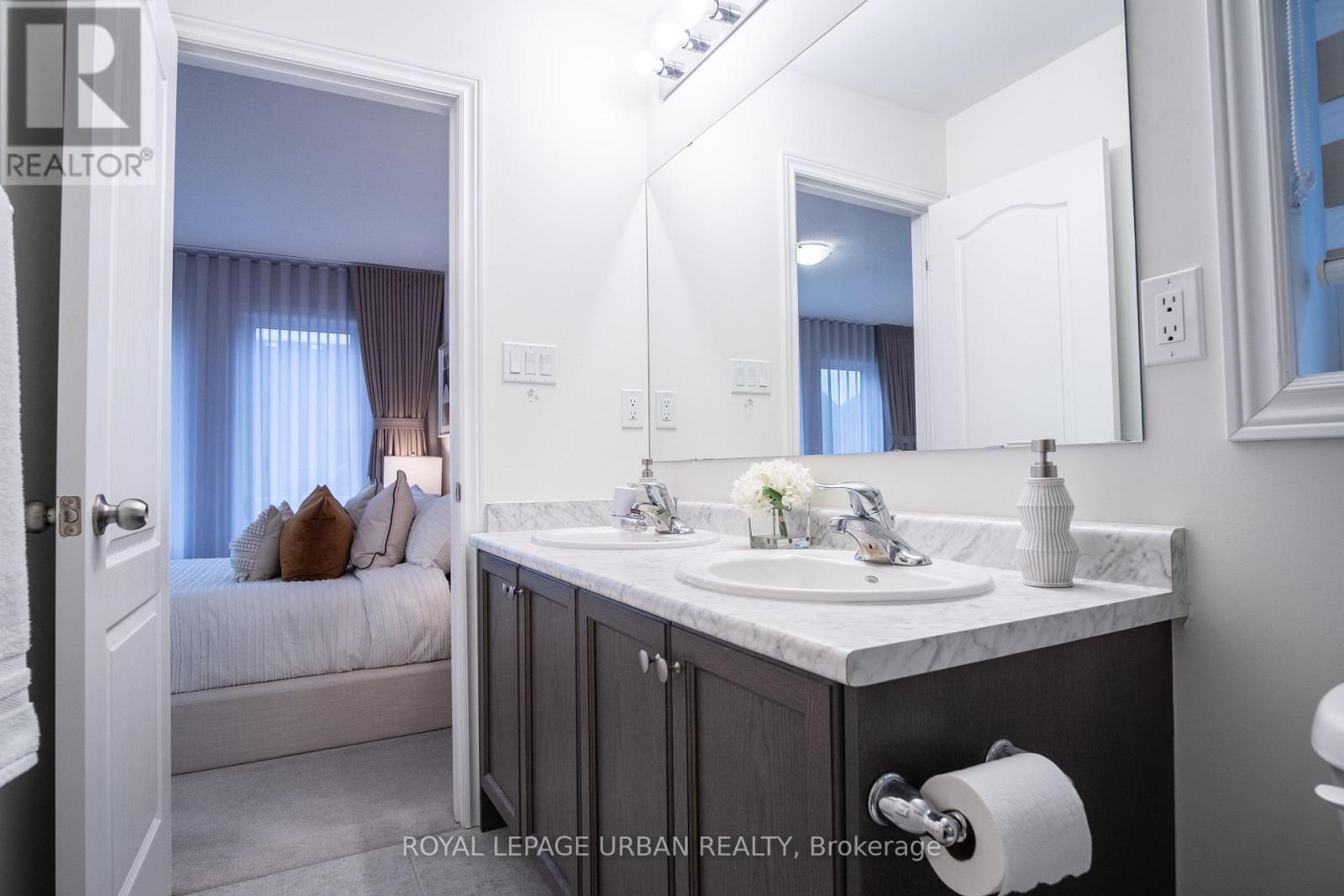 












3963 LODI ROAD

,
Burlington,




Ontario
L7M0Z7

