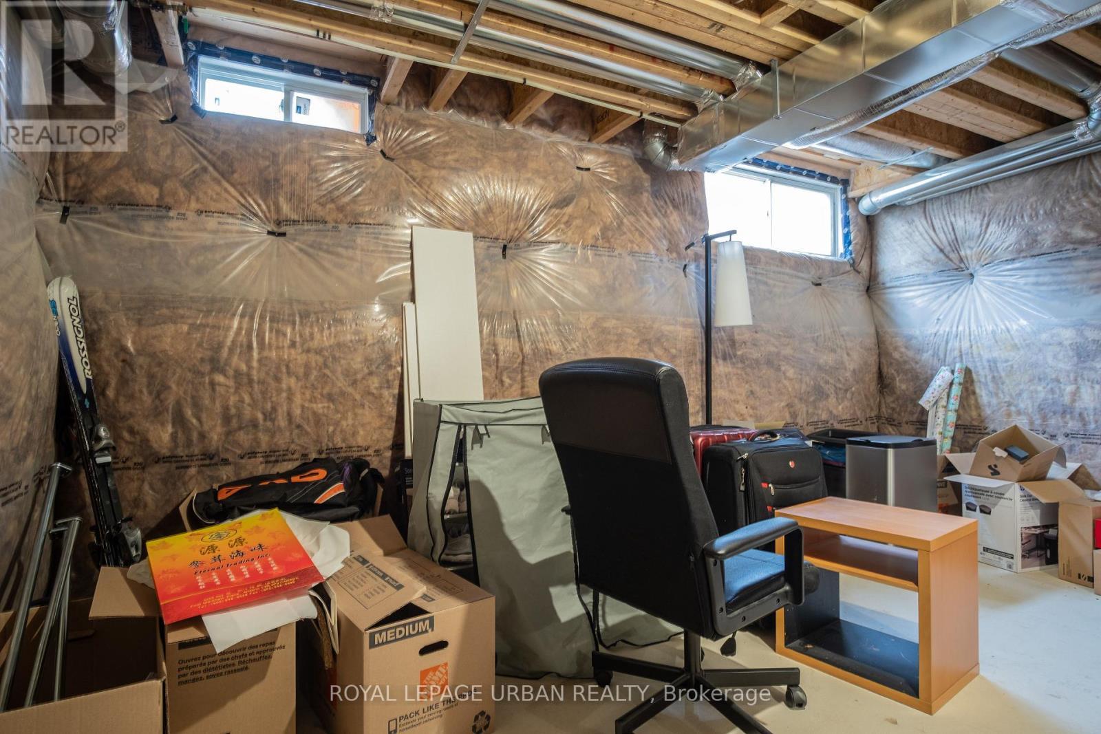 












3963 LODI ROAD

,
Burlington,




Ontario
L7M0Z7

