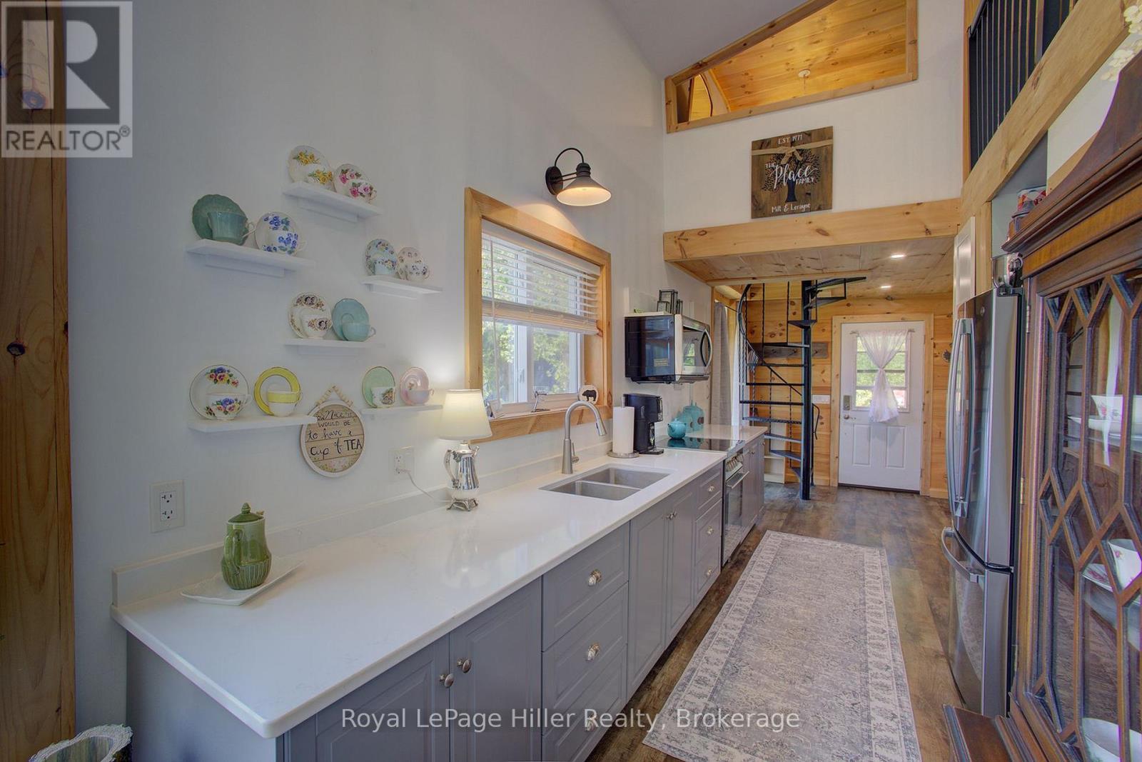 












84841 SHAMROCK BEACH ROAD

,
Ashfield-Colborne-Wawanosh (Ashfield),




Ontario
N7A3X9

