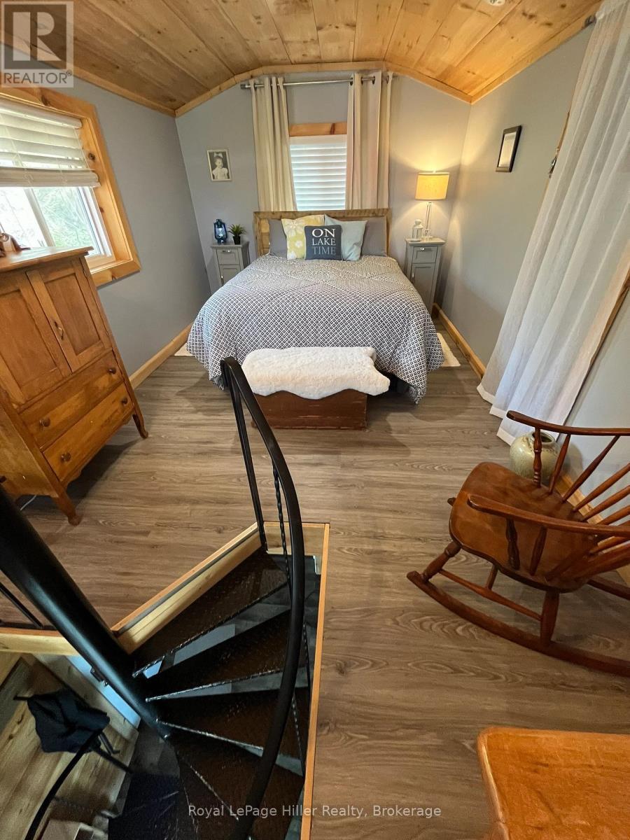 












84841 SHAMROCK BEACH ROAD

,
Ashfield-Colborne-Wawanosh (Ashfield),




Ontario
N7A3X9

