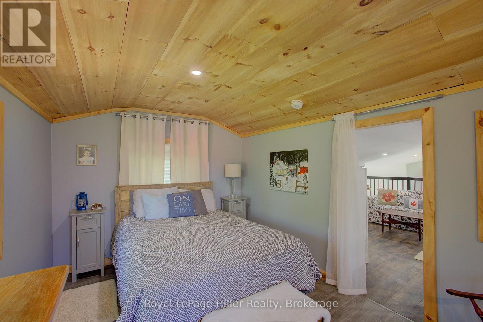 












84841 SHAMROCK BEACH ROAD

,
Ashfield-Colborne-Wawanosh (Ashfield),




Ontario
N7A3X9

