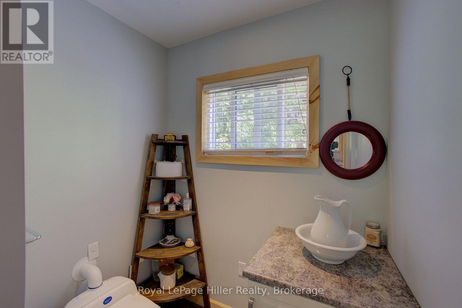 












84841 SHAMROCK BEACH ROAD

,
Ashfield-Colborne-Wawanosh (Ashfield),




Ontario
N7A3X9

