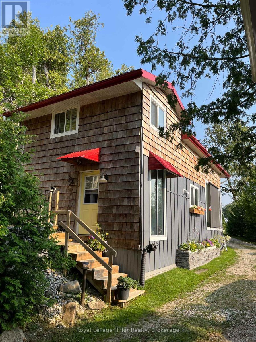 












84841 SHAMROCK BEACH ROAD

,
Ashfield-Colborne-Wawanosh (Ashfield),




Ontario
N7A3X9

