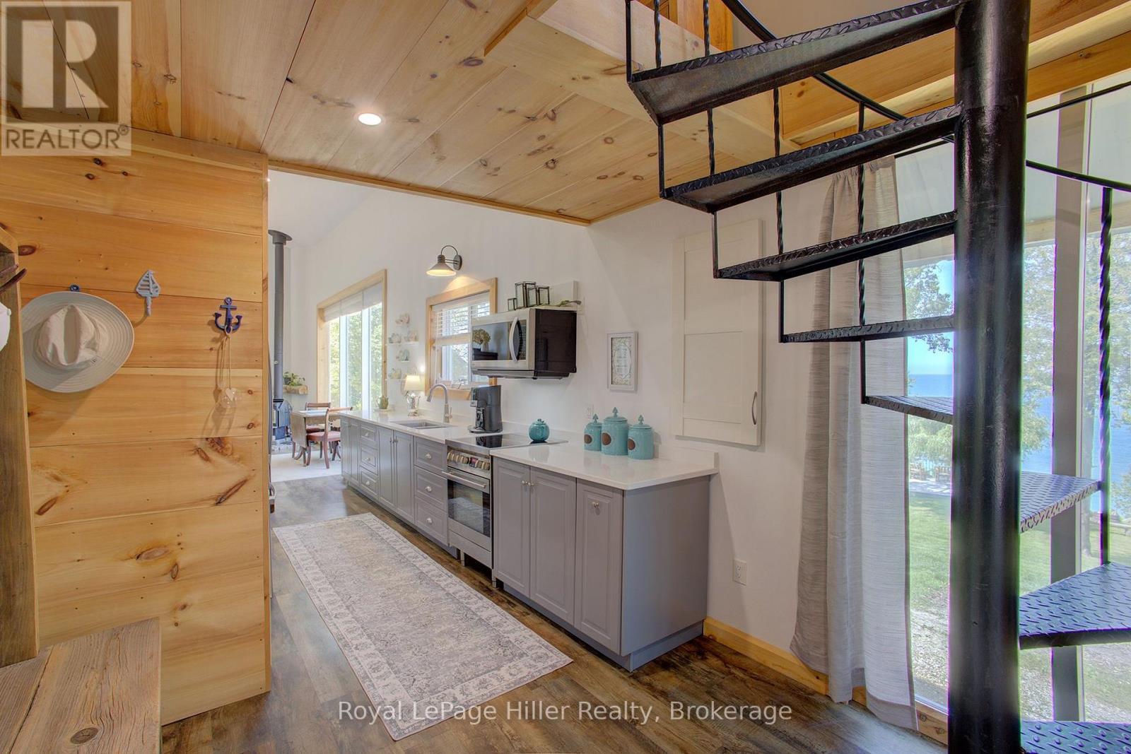 












84841 SHAMROCK BEACH ROAD

,
Ashfield-Colborne-Wawanosh (Ashfield),




Ontario
N7A3X9

