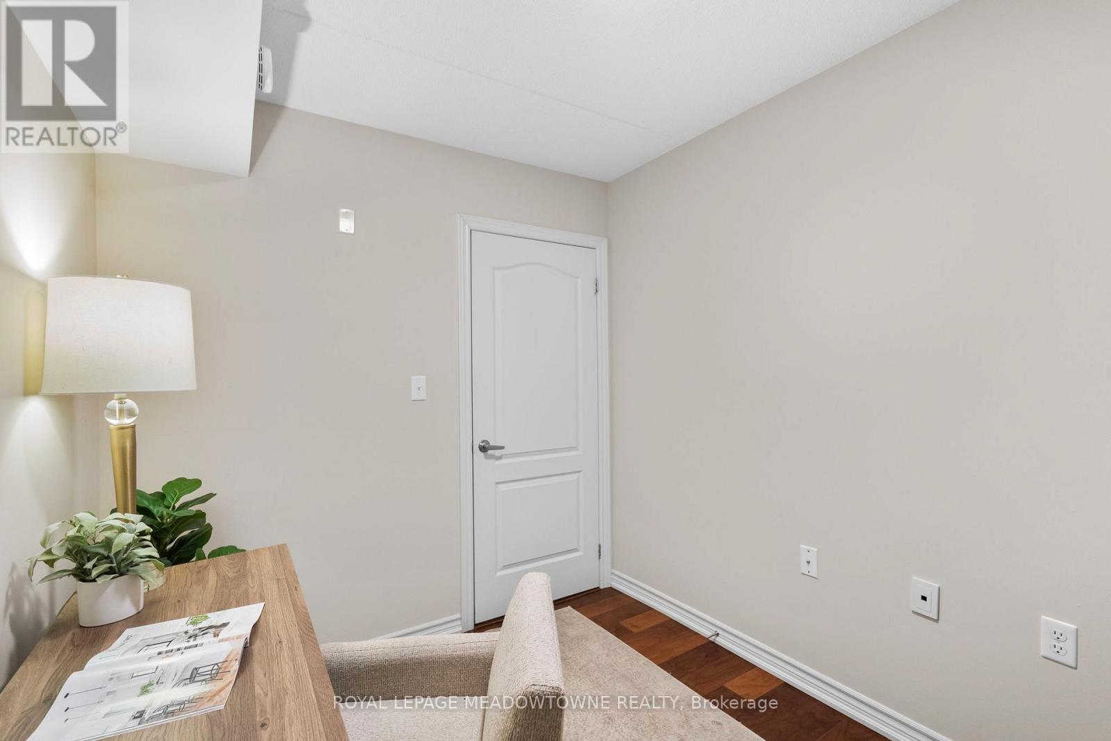 












310 - 1470 MAIN STREET E

,
Milton,




Ontario
L9T8W6

