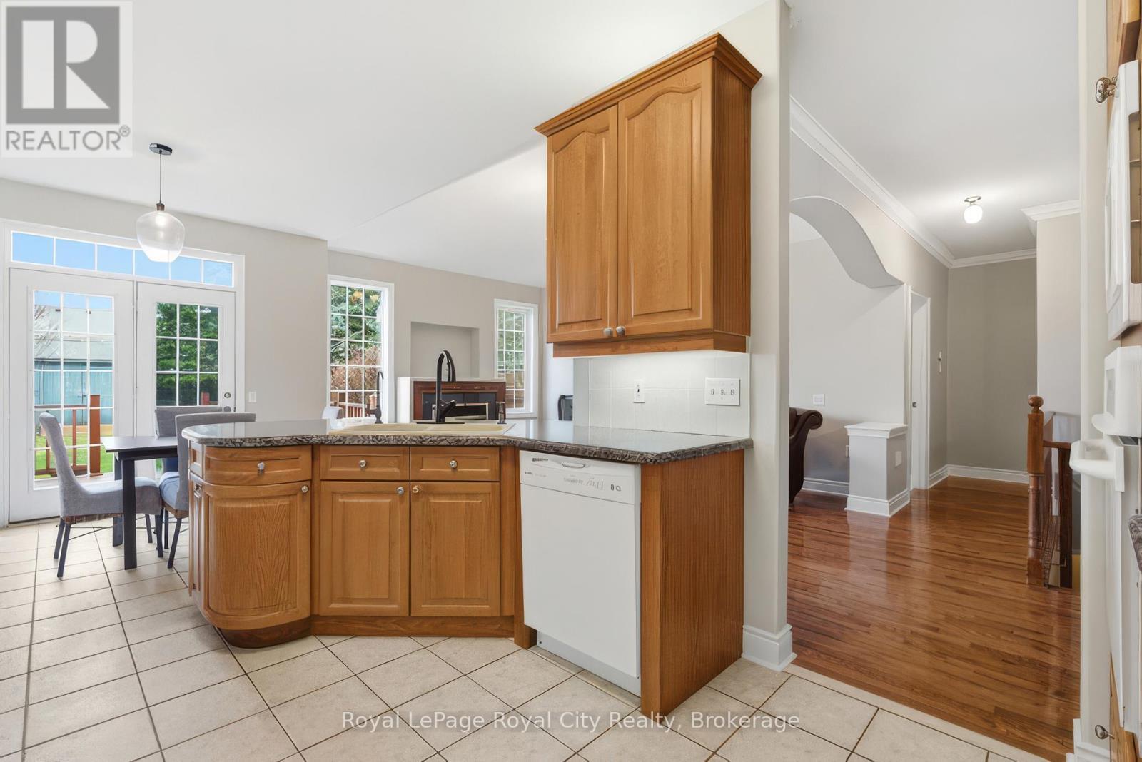 












249 RIDGE ROAD

,
Guelph/Eramosa (Rockwood),




Ontario
N0B2K0

