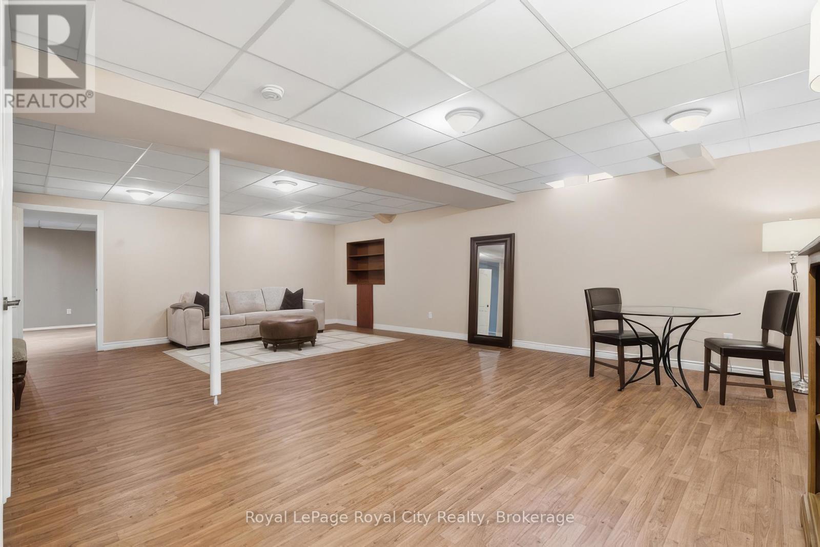 












249 RIDGE ROAD

,
Guelph/Eramosa (Rockwood),




Ontario
N0B2K0

