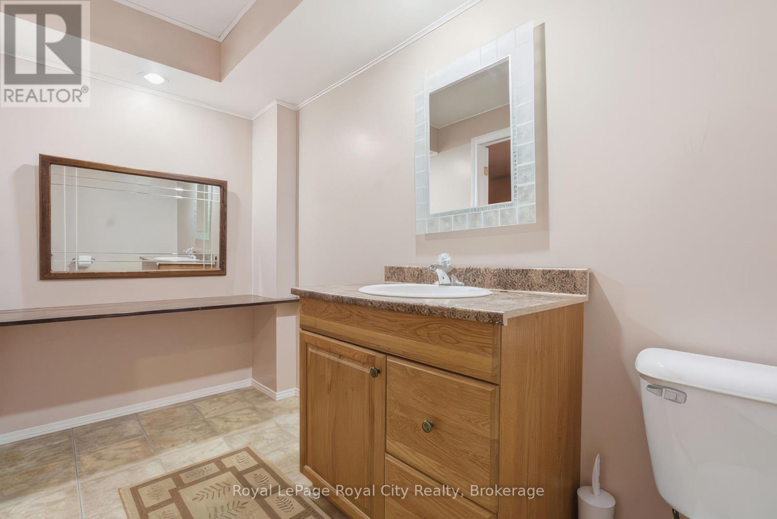 












249 RIDGE ROAD

,
Guelph/Eramosa (Rockwood),




Ontario
N0B2K0

