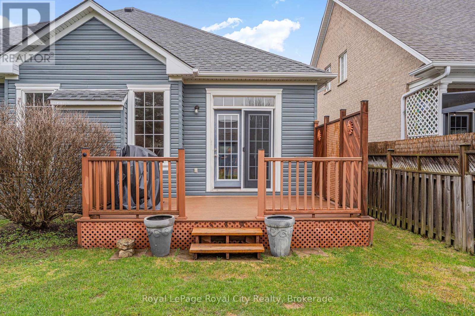 












249 RIDGE ROAD

,
Guelph/Eramosa (Rockwood),




Ontario
N0B2K0

