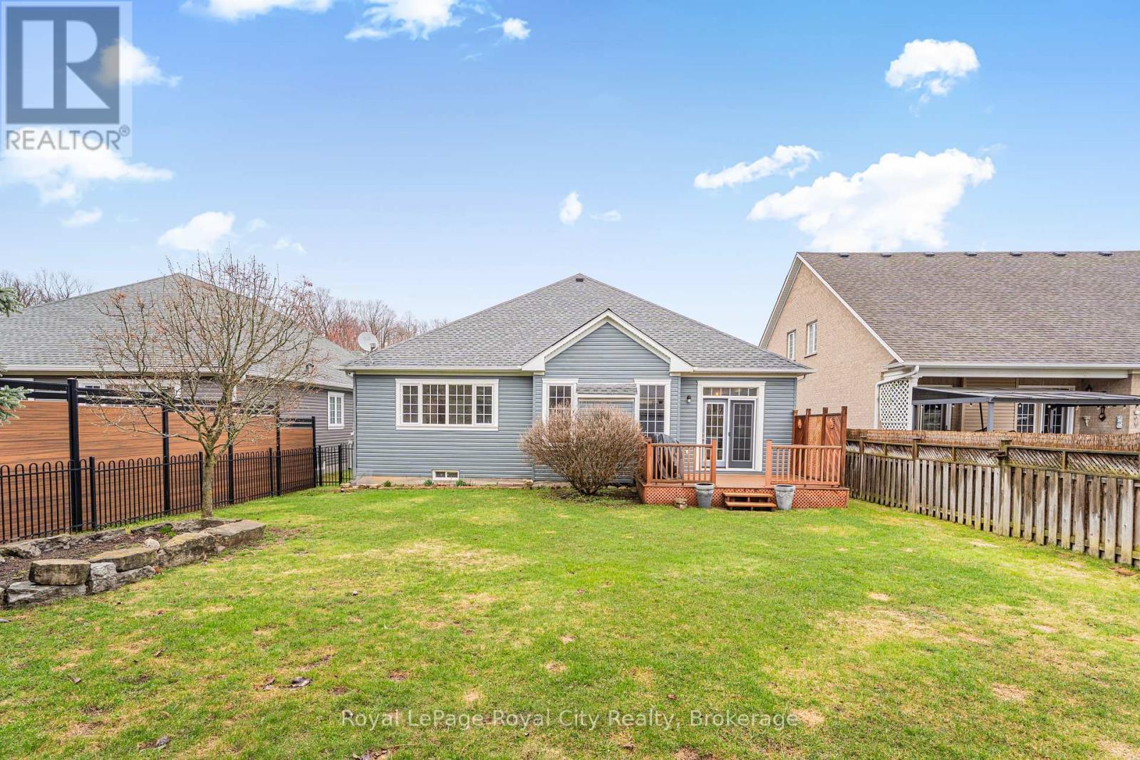 












249 RIDGE ROAD

,
Guelph/Eramosa (Rockwood),




Ontario
N0B2K0

