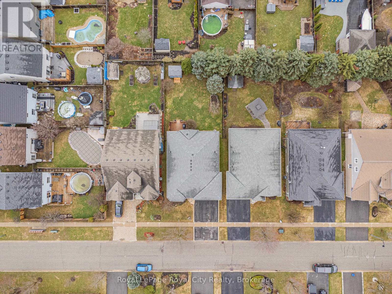 












249 RIDGE ROAD

,
Guelph/Eramosa (Rockwood),




Ontario
N0B2K0

