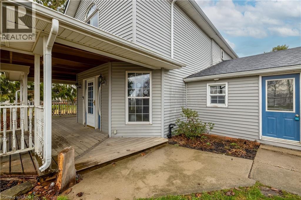 












527 BOND Street

,
Watford,




Ontario
N0M2S0

