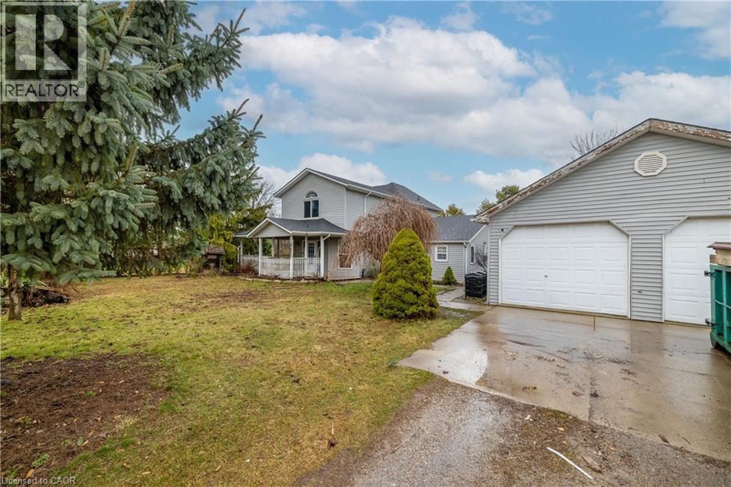 












527 BOND Street

,
Watford,




Ontario
N0M2S0

