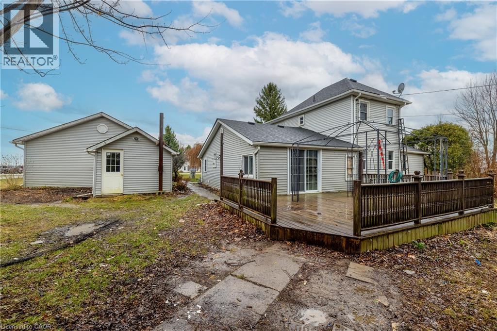 












527 BOND Street

,
Watford,




Ontario
N0M2S0

