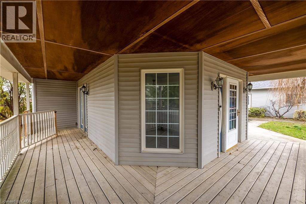 












527 BOND Street

,
Watford,




Ontario
N0M2S0

