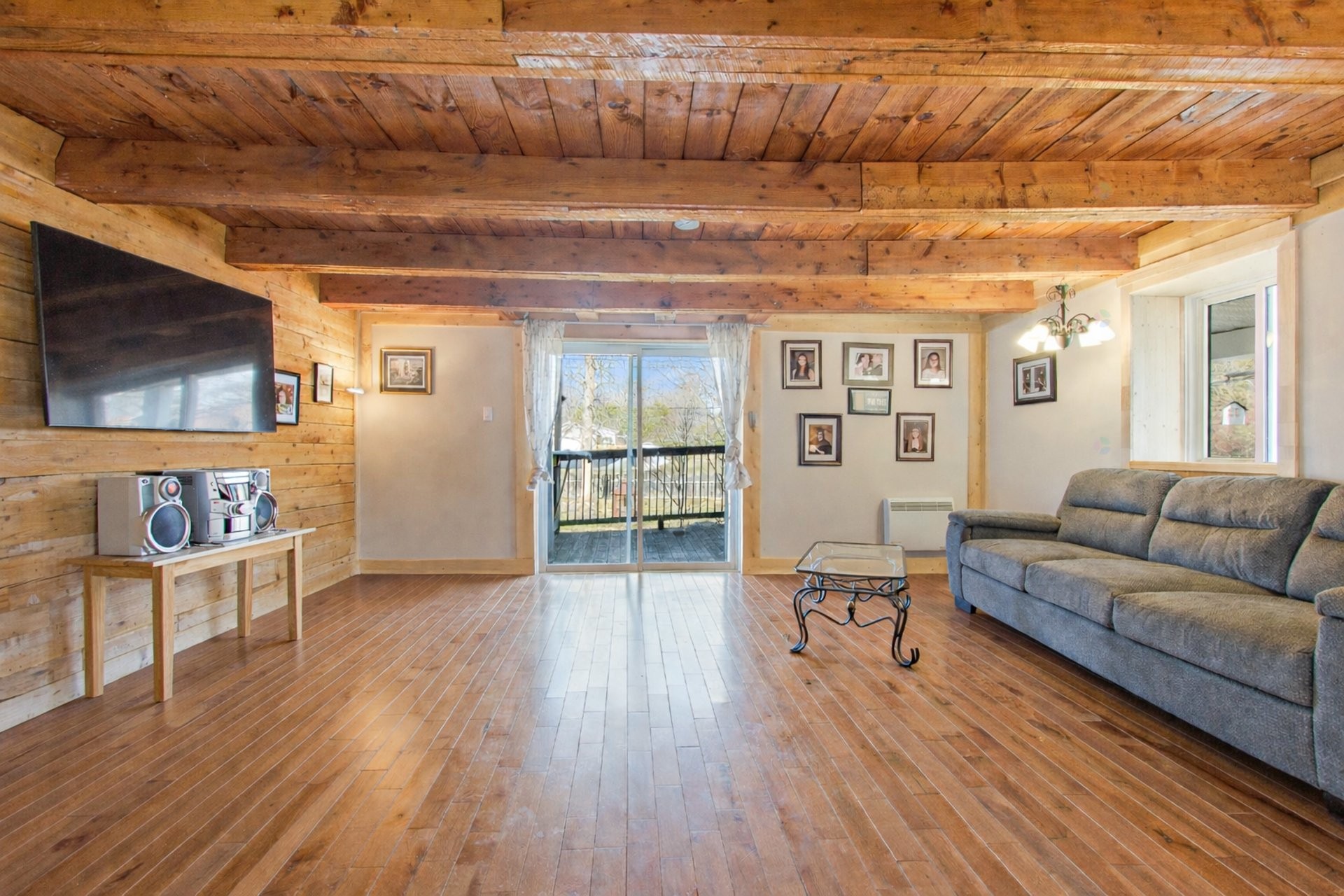 









26


2e Concession

,
Grenville-sur-la-Rouge,




QC
J0V1B0

