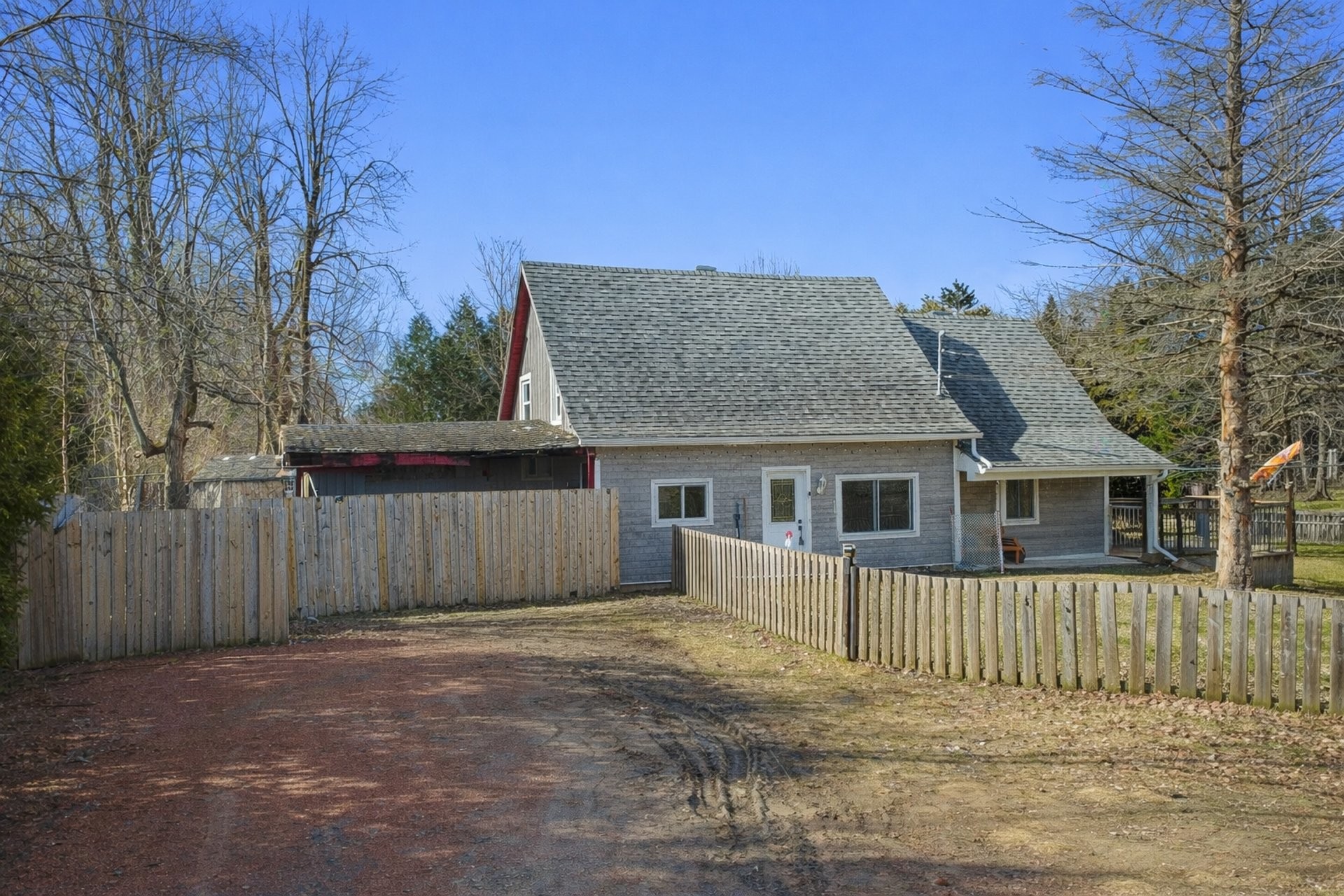 









26


2e Concession

,
Grenville-sur-la-Rouge,




QC
J0V1B0


