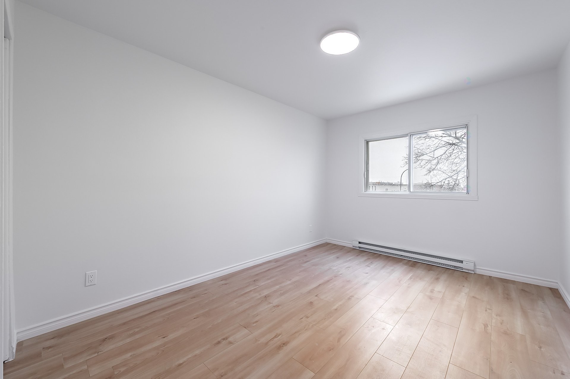 









8340


Boul. Langelier

, 4,
Montréal (Saint-Léonard),




QC
H1P2C1

