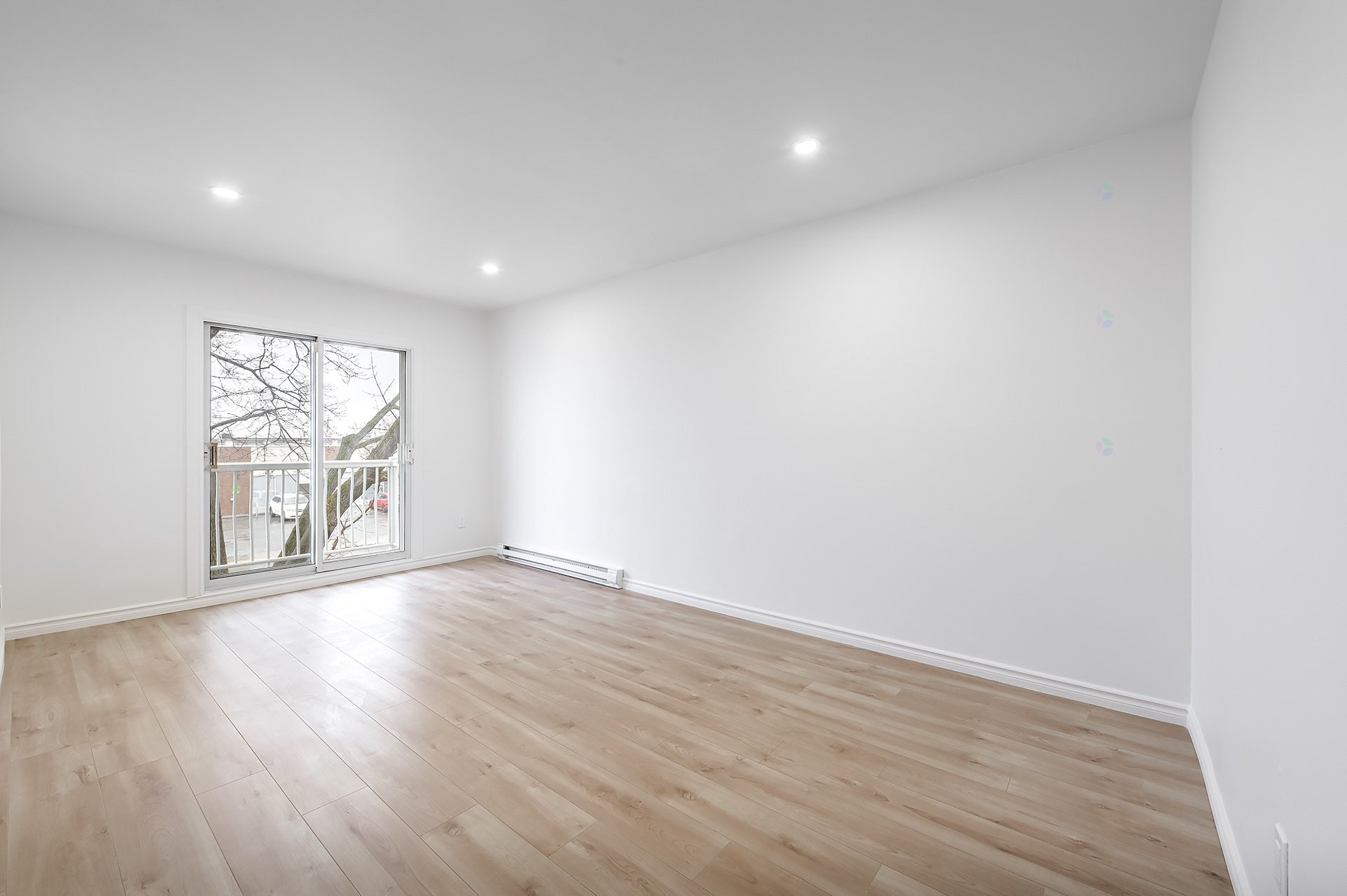 









8340


Boul. Langelier

, 4,
Montréal (Saint-Léonard),




QC
H1P2C1

