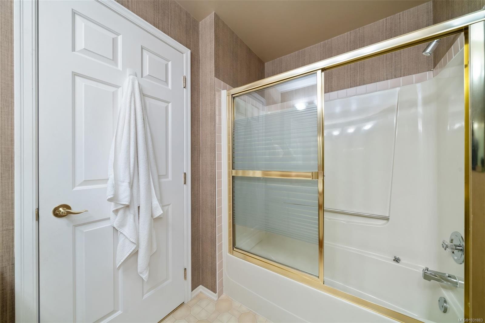 









2391


Alta Vista

Pl,
Central Saanich,




BC
V8Z 5S6

