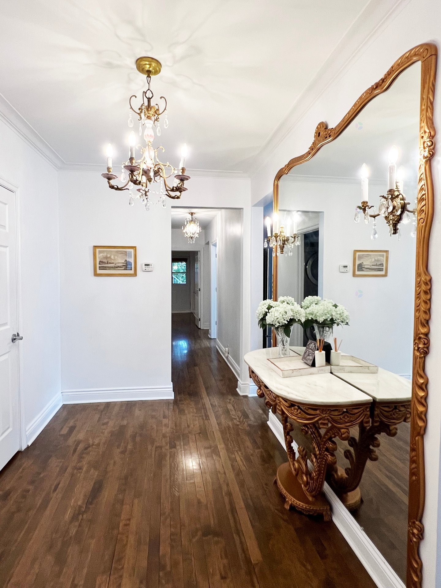 









4672


Av. Lacombe

,
Montréal (Côte-des-Neiges/Notre-Dame-de-Grâce),




QC
H3W1R3

