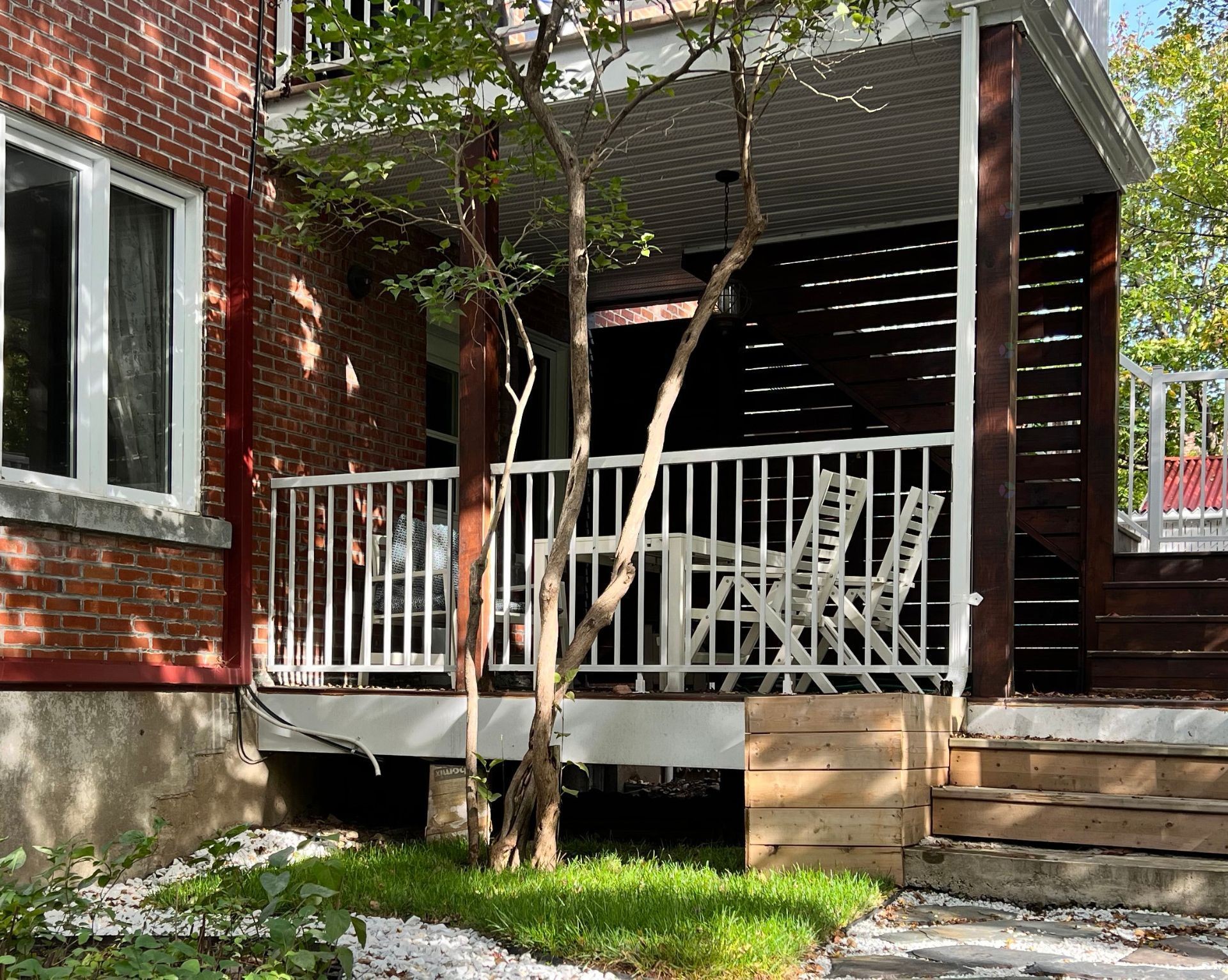 









4672


Av. Lacombe

,
Montréal (Côte-des-Neiges/Notre-Dame-de-Grâce),




QC
H3W1R3

