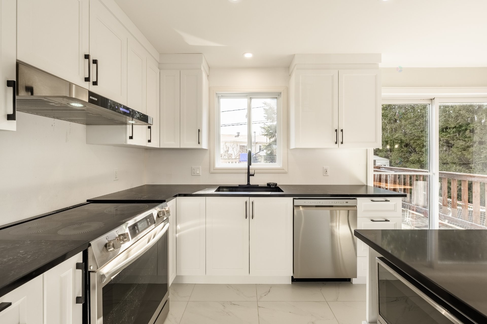 









630


Rue Claude

,
Beloeil,




QC
J3G4X4


