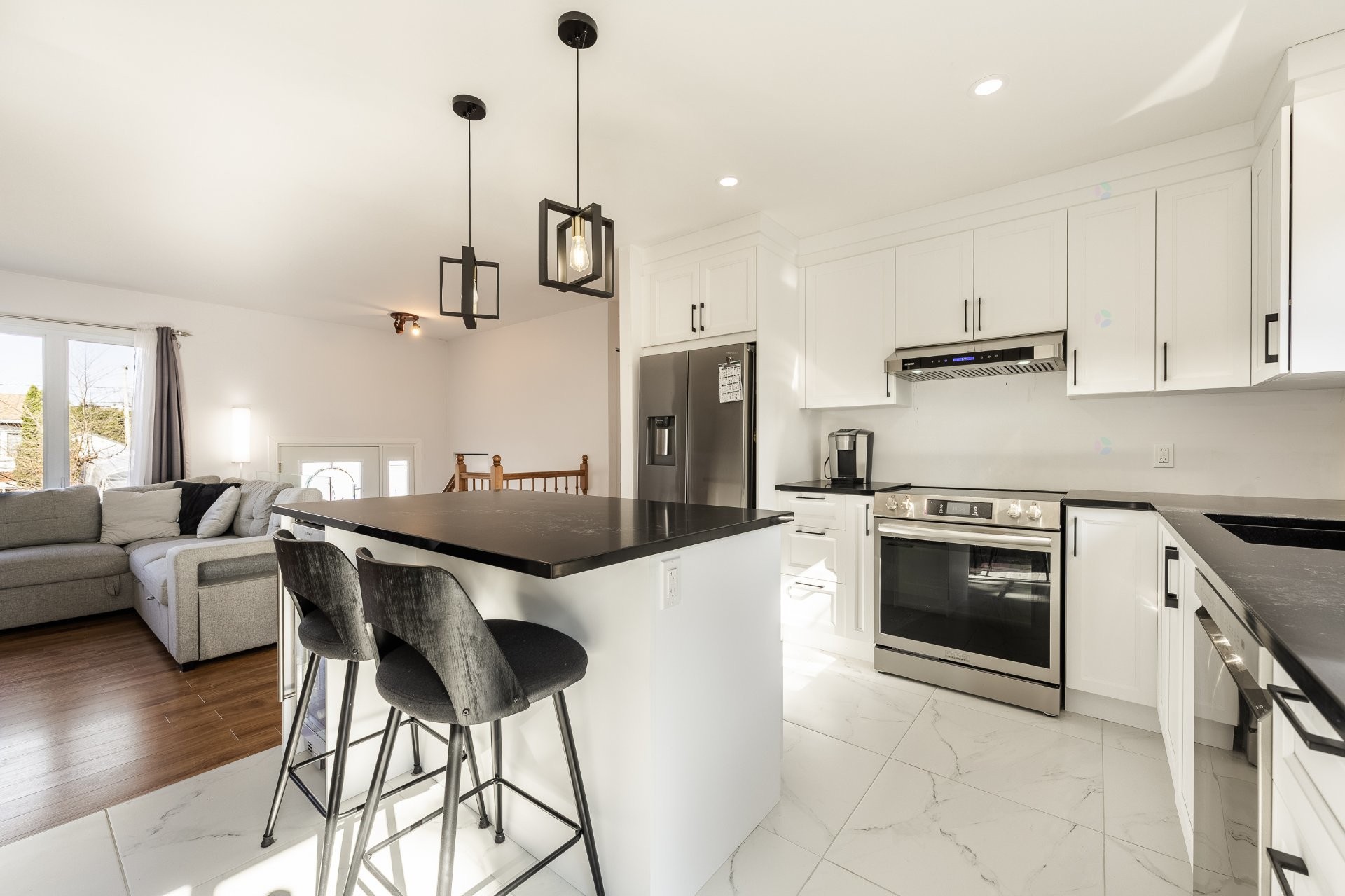 









630


Rue Claude

,
Beloeil,




QC
J3G4X4

