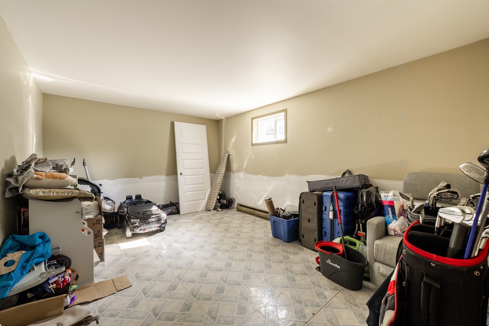 









630


Rue Claude

,
Beloeil,




QC
J3G4X4

